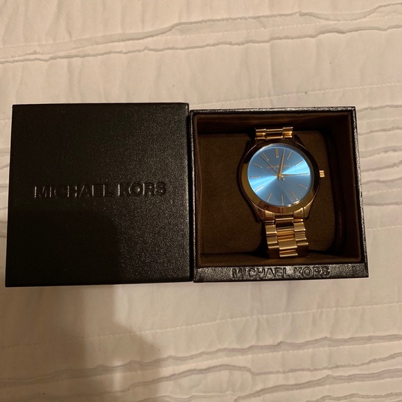 Michael Kors Ladies Slim Runway Watch (MK3265) - Picture 2 of 4